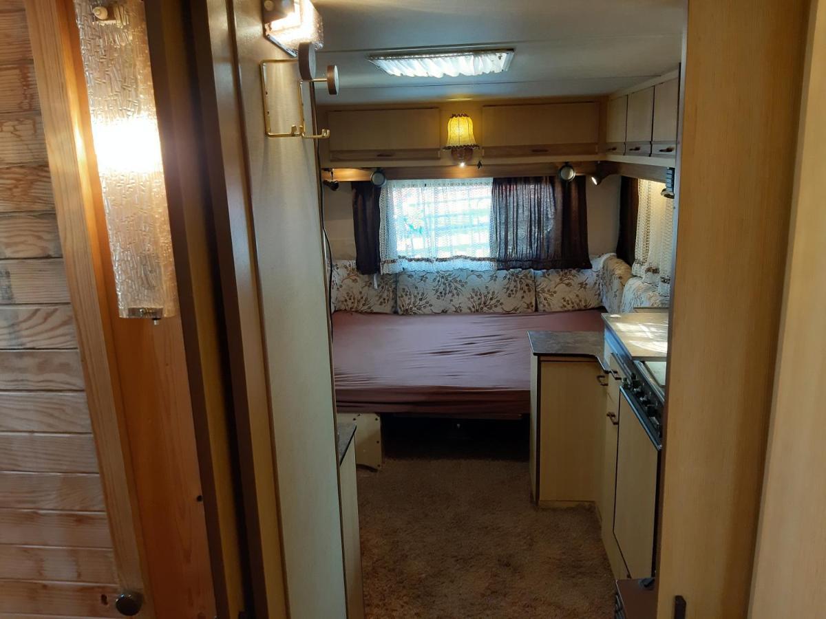 Country Rooms Near Athens - Airport Braurone Esterno foto